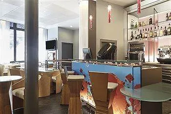 B&B Hotel Marseille Centre Vieux Port 3*,